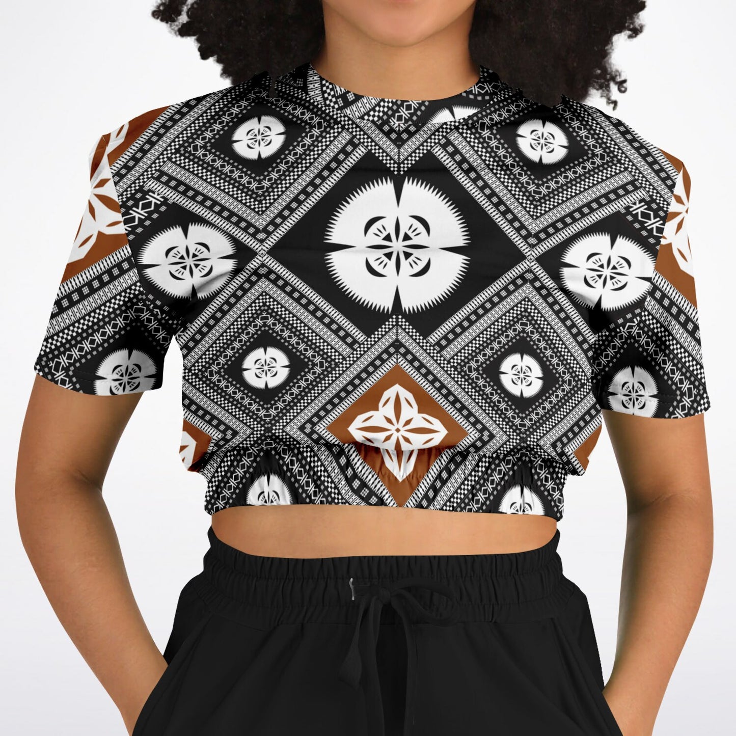 Fiji Masi  Short Sleeve Crop Top 2