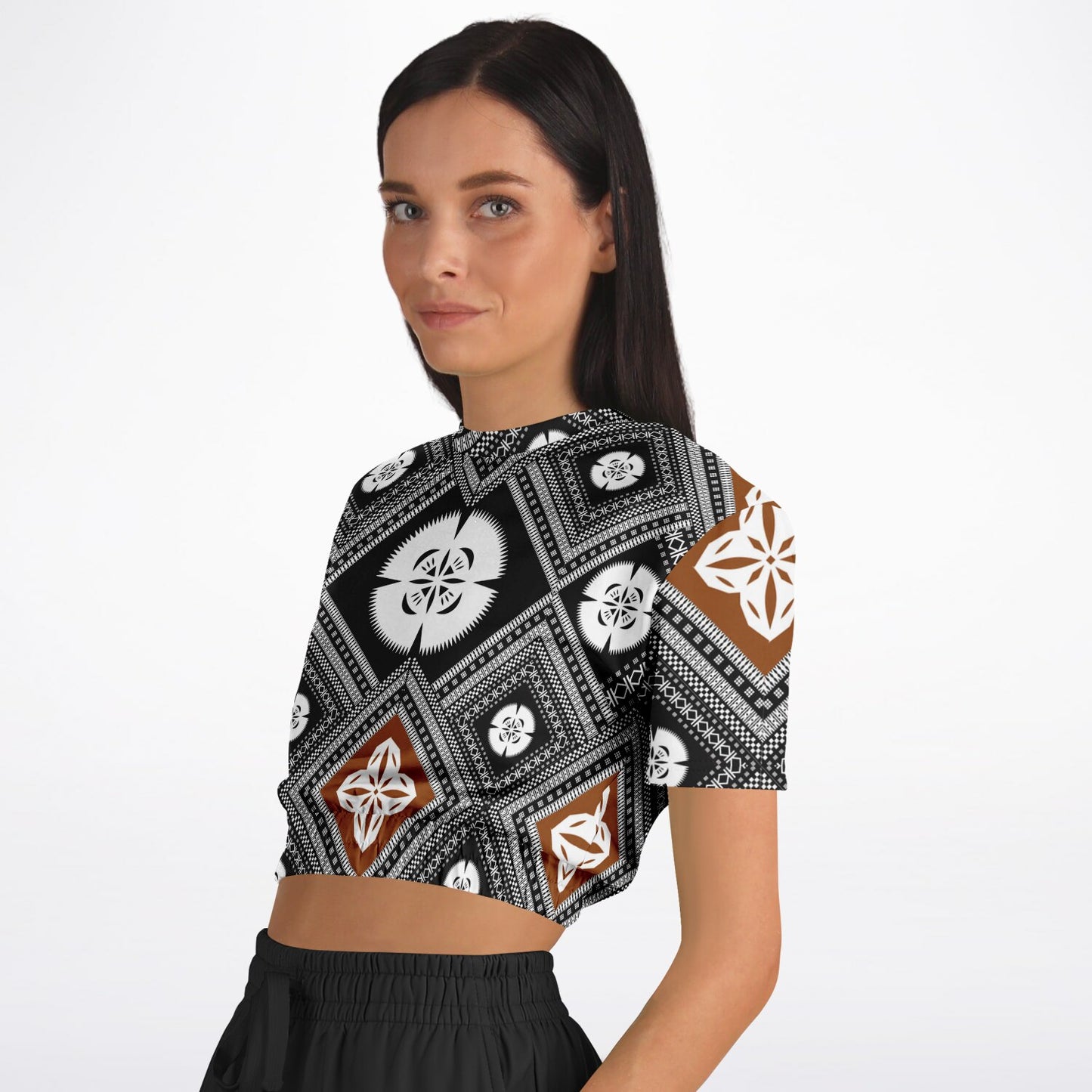 Fiji Masi  Short Sleeve Crop Top 2
